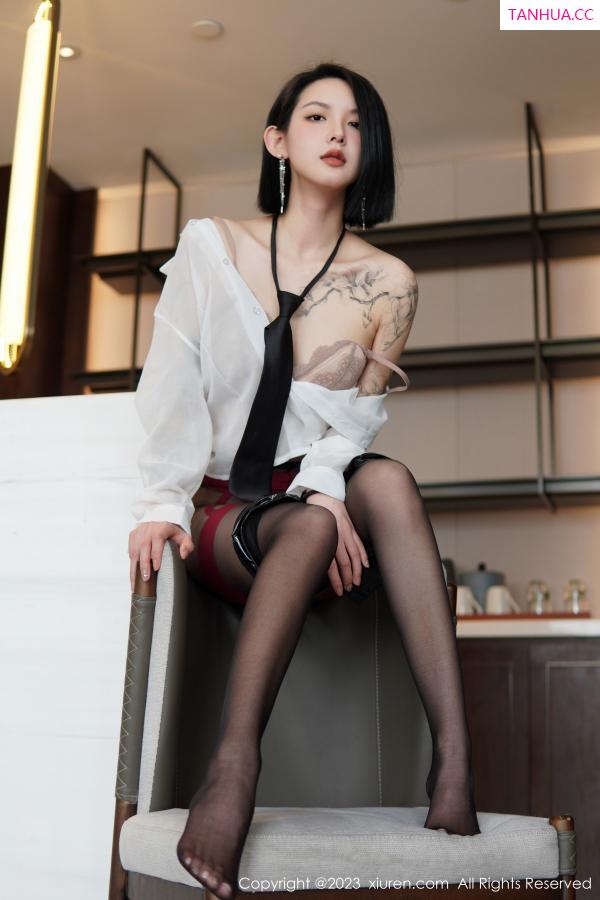   [XiuRen]高清写真图 2023.01.19 No.6158 乔一一 蕾丝内衣第45张图片